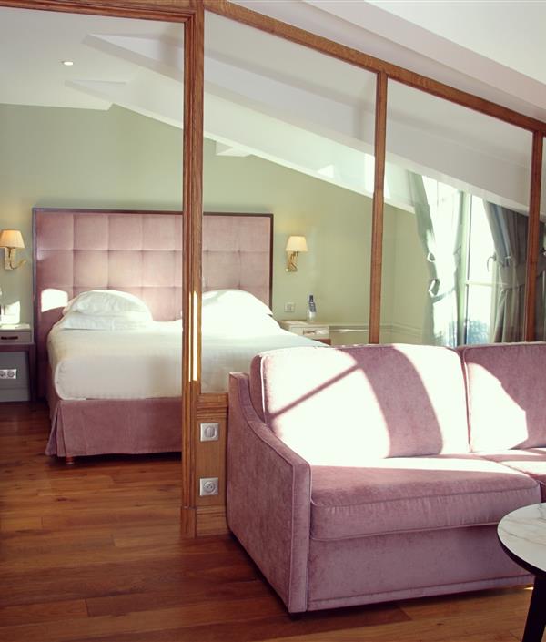 Suite Port de la Lune, romantic in the center of Bordeaux
